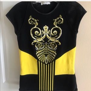 Black & yellow top
